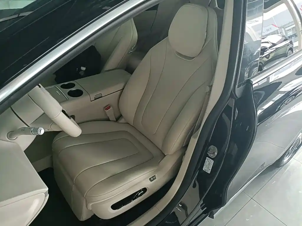 Zhijie Luxeed R7 2026 2026 Range Extender Max+