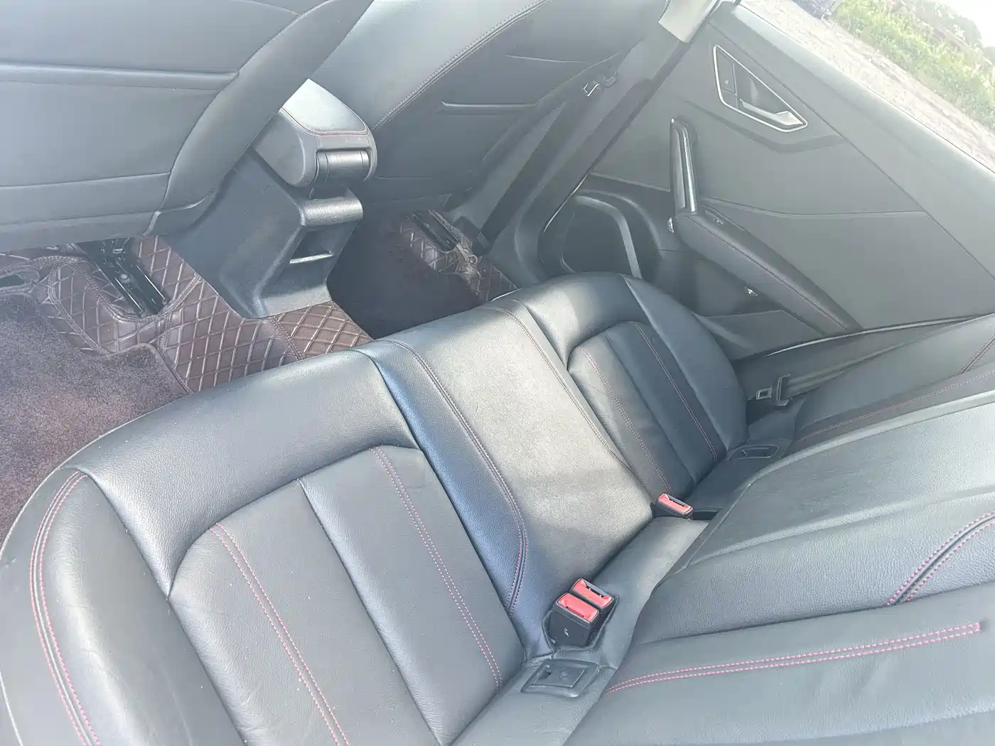 Фото 7 - Audi Q2L