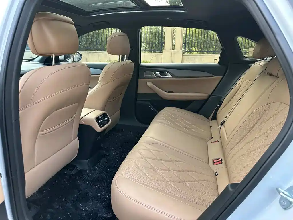 Geely Galaxy Galaxy A7 2025 2025 EM-i 150km Long Voyage Edition