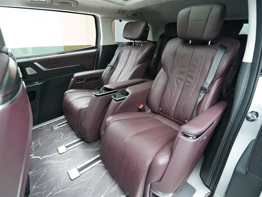Buick Century 2023 2.0T 6-Seat World Edition фото 15