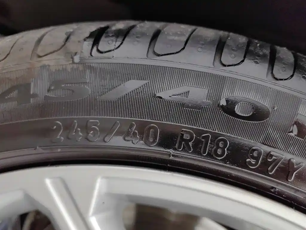 Photo 24 - Audi A5 (Import)