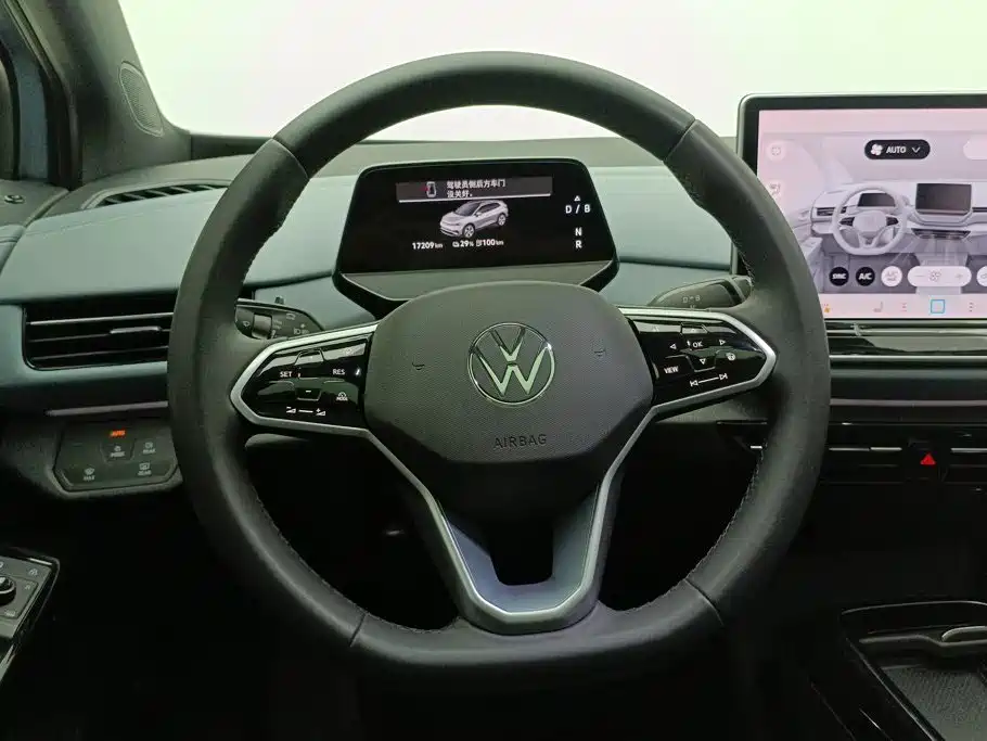 Volkswagen ID.4 X 2024 2025 Smart Pure Intelligent Edition