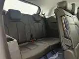 Фото 25 - Roewe RX8