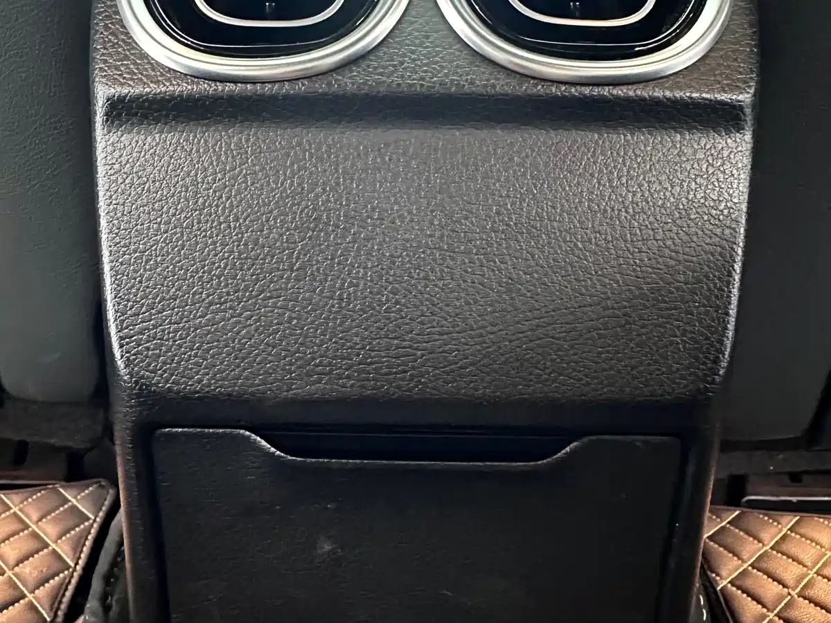 Mercedes-Benz C-Class 2025 C 200 L Sport Edition фото 7