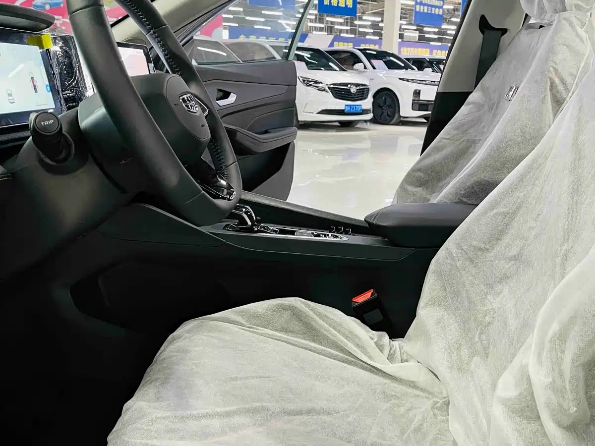 Geely Binrui 2026 2024 Binrui COOL 1.5T DCT Soaring Dragon Edition