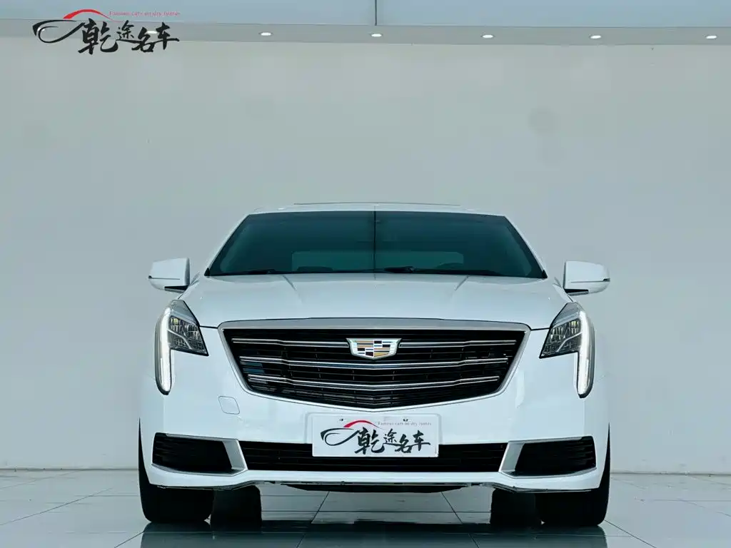 صورة 2 - Cadillac XTS