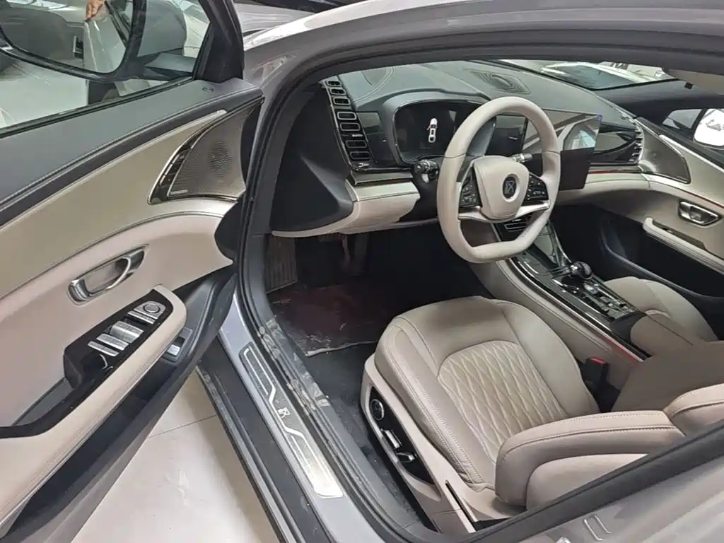 BYD Han 2026 2025 DM-i Smart Drive Edition 125KM Premium