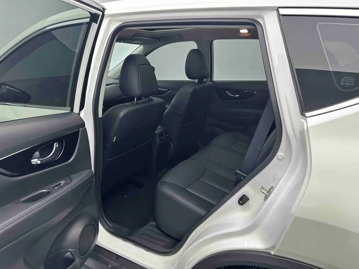 Nissan X-Trail, миниатюра 13