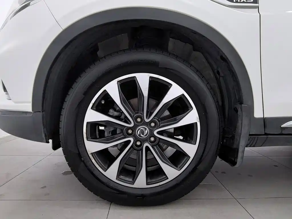 Dongfeng Fengdu MX5 2017 2016 2.0L Automatic Flagship Edition