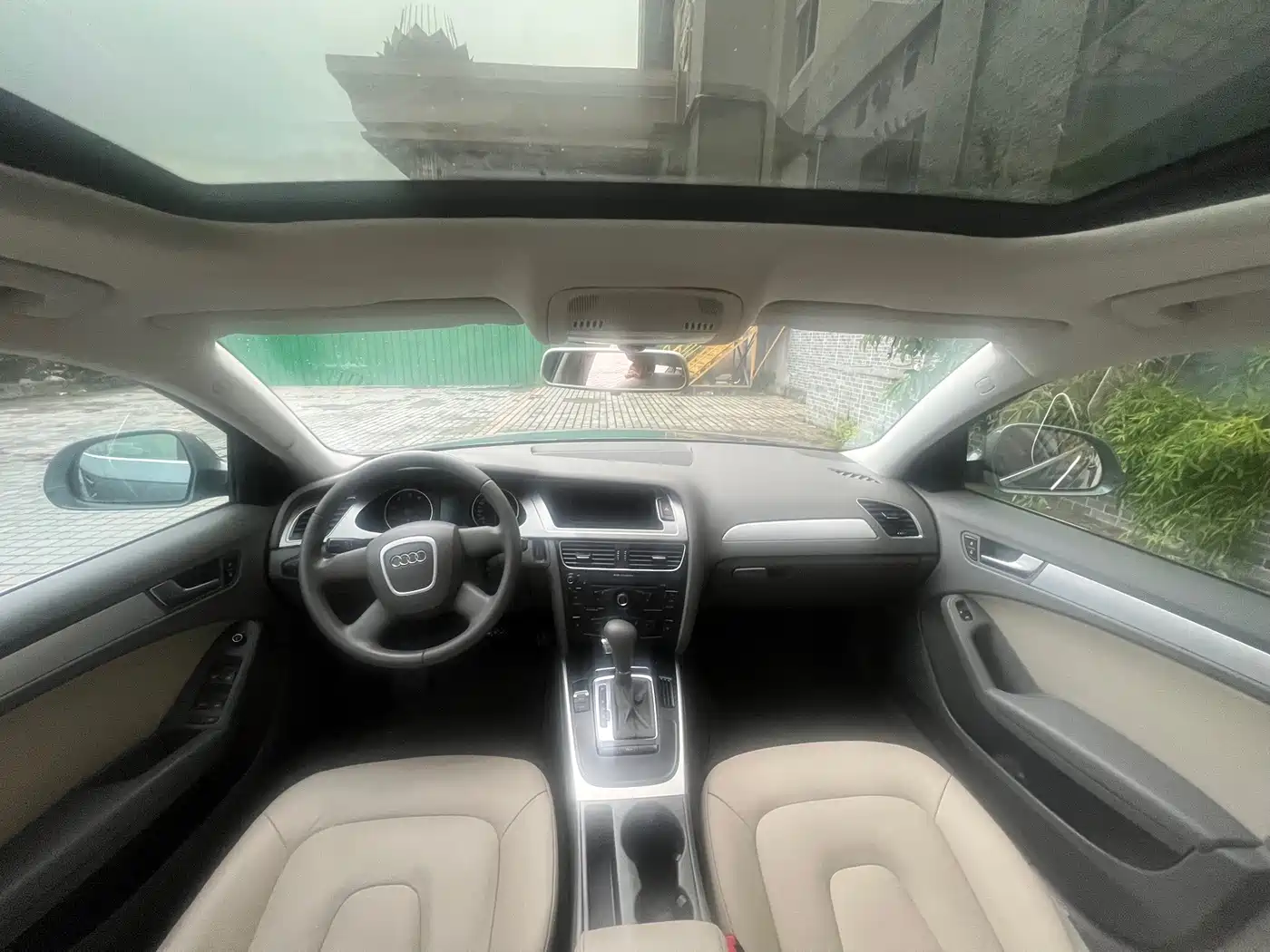 Audi A4L 2010 2010 2.0 TFSI Standard