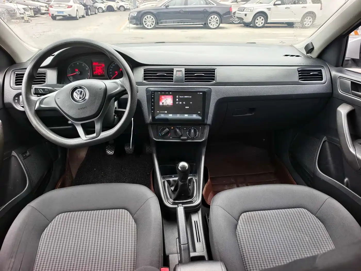 Volkswagen Santana 2018 1.5L Manual Trend Edition фото 13