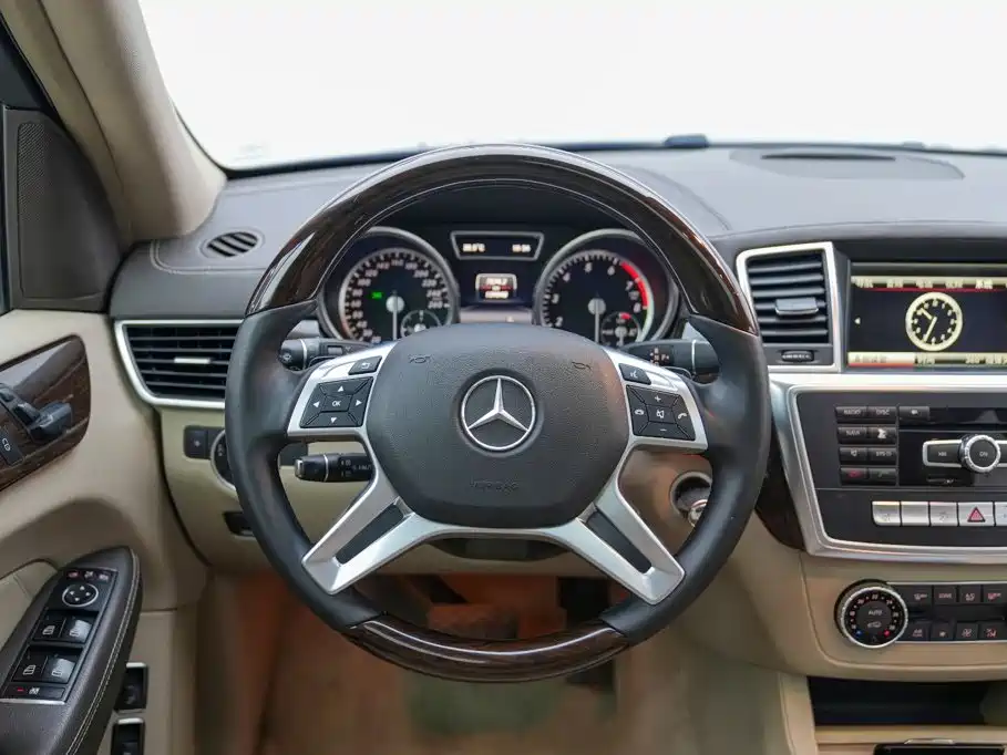 Mercedes-Benz GL-Class 2015 2014 GL 400 4MATIC Dynamic