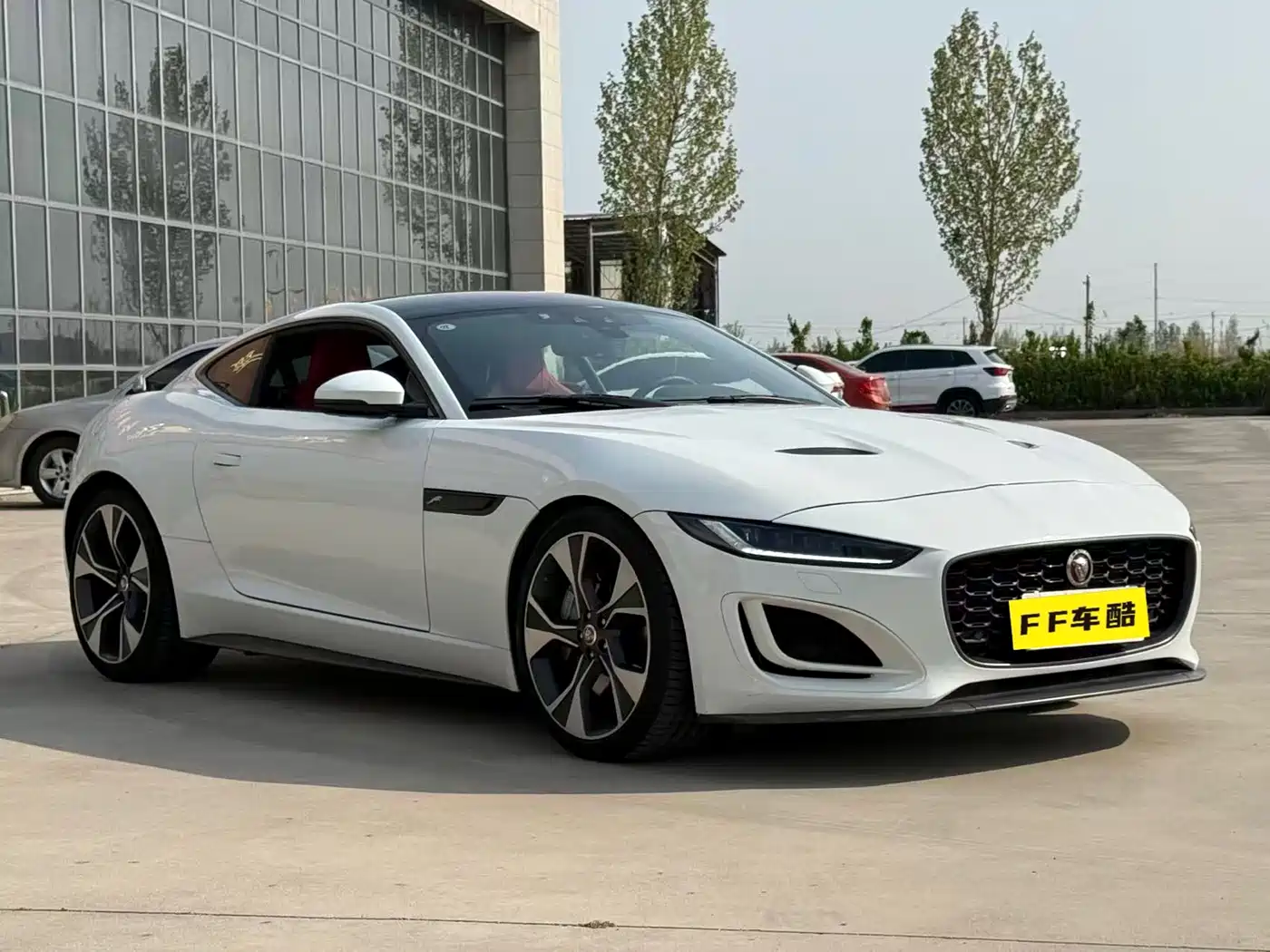 JAGUAR F TYPE