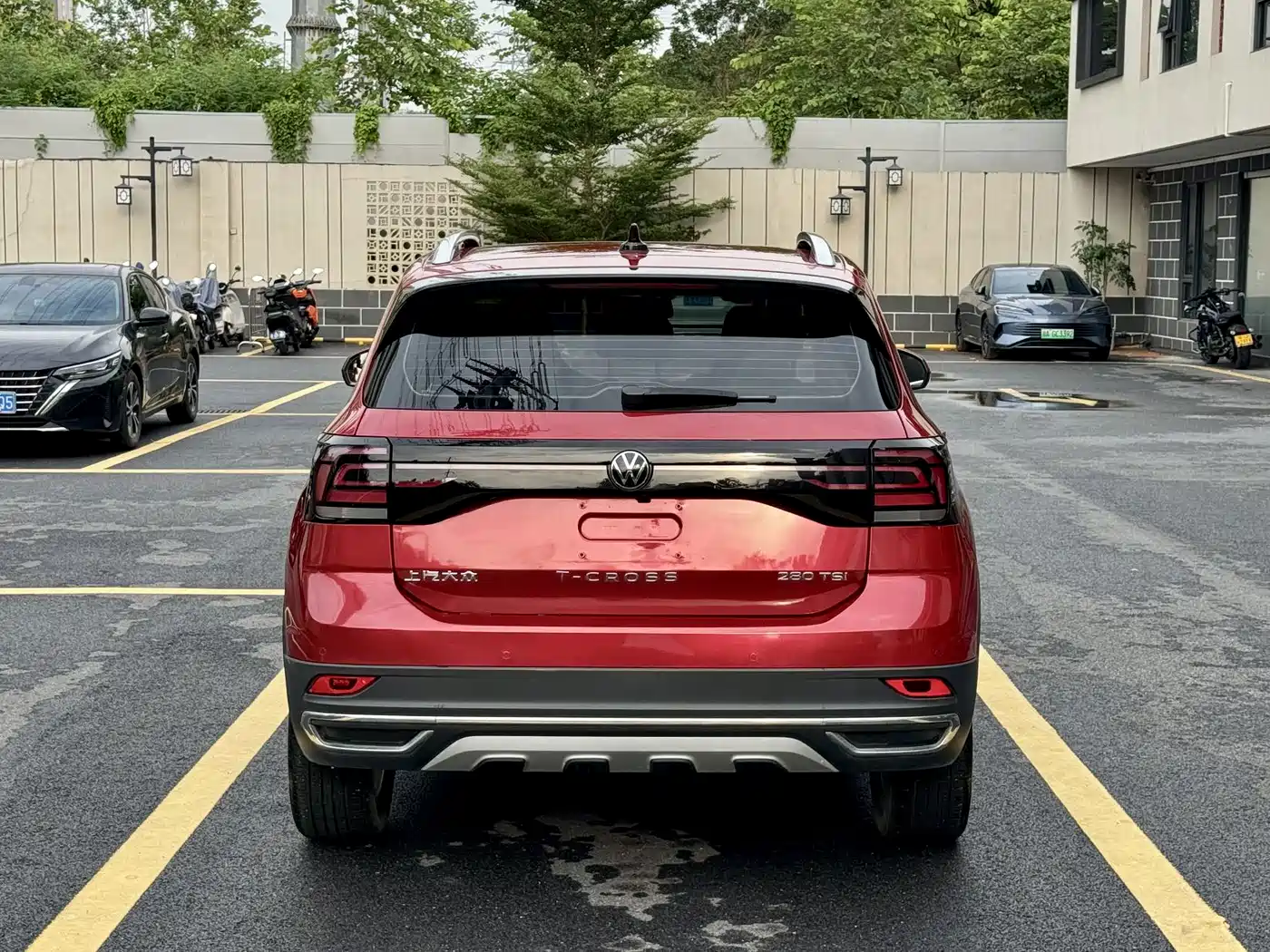 Photo 8 - Volkswagen T-Cross