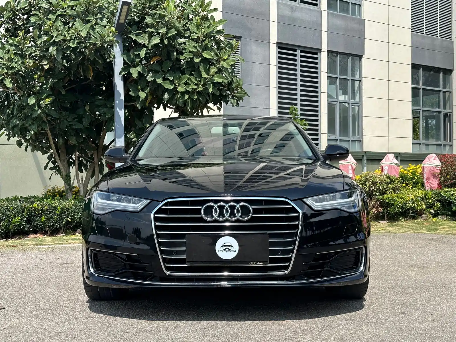 Фото 2 - Audi A6L