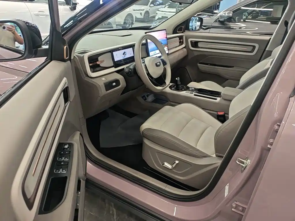 Geely ICON 2025 2026 Chocolate 1.5TD Pure Edition