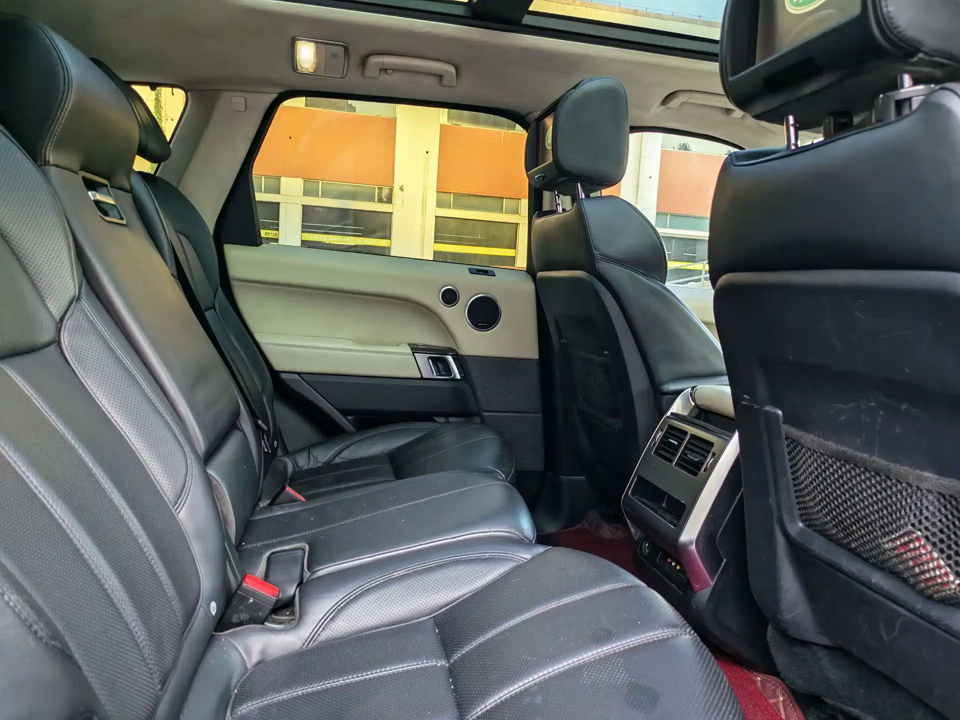 Photo 9 - Land Rover Range Rover Sport