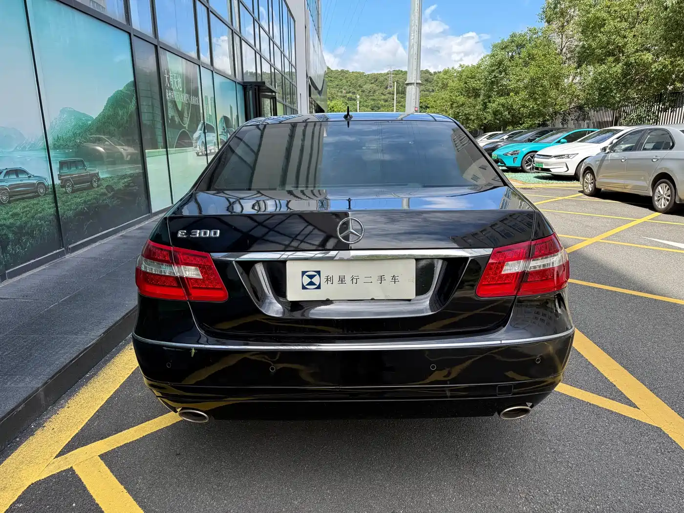 Mercedes-Benz E-Class 2011 2011 E 300 L Fashion Premium