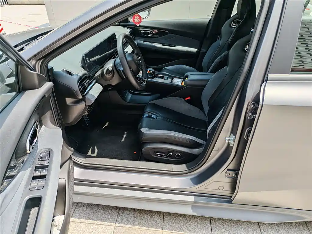 GAC Trumpchi Trumpchi Emkoo 2023 400T Automatic R PRO фото 5