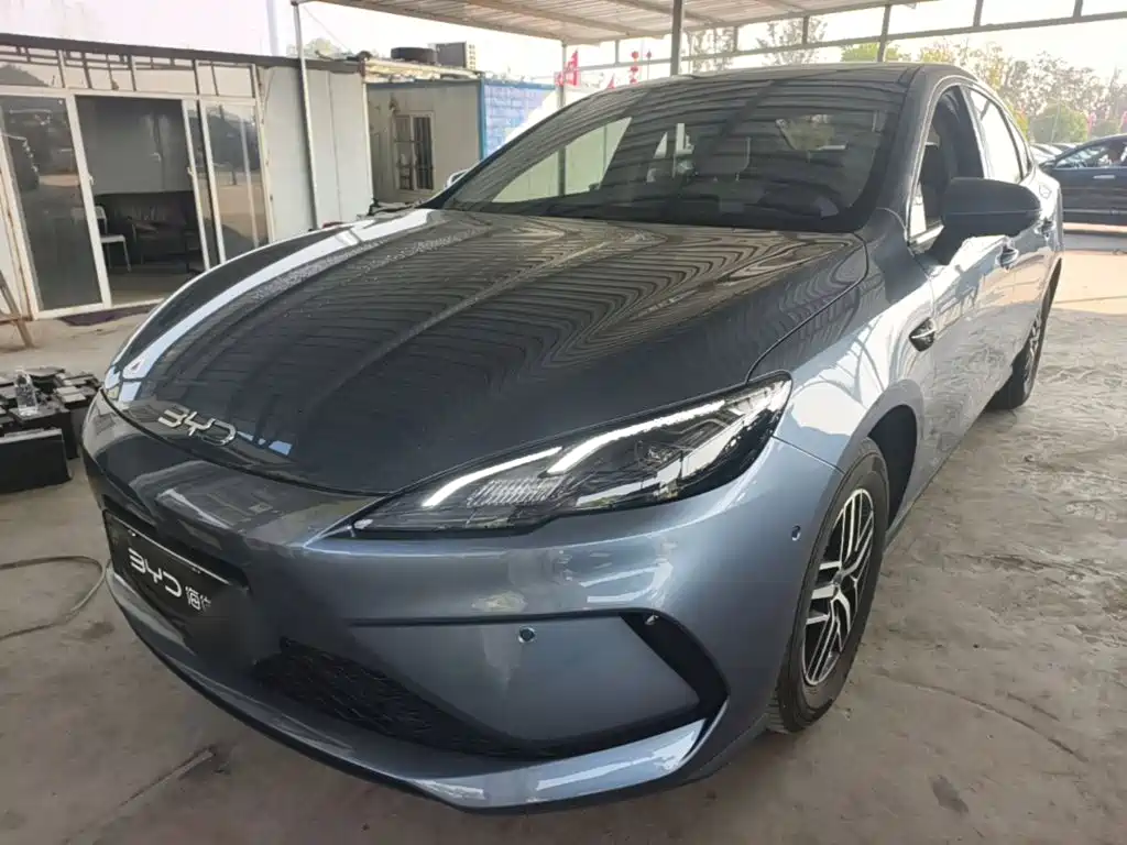 BYD Hai Bao 05 DM-i 2025 — пригон из Китая