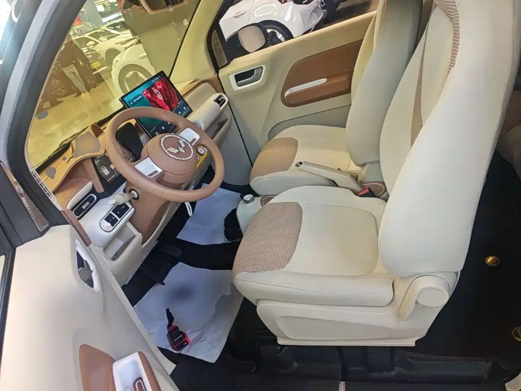 Wuling Motors Hongguang MINIEV 2026 2024 3rd Generation 215km Youth Edition