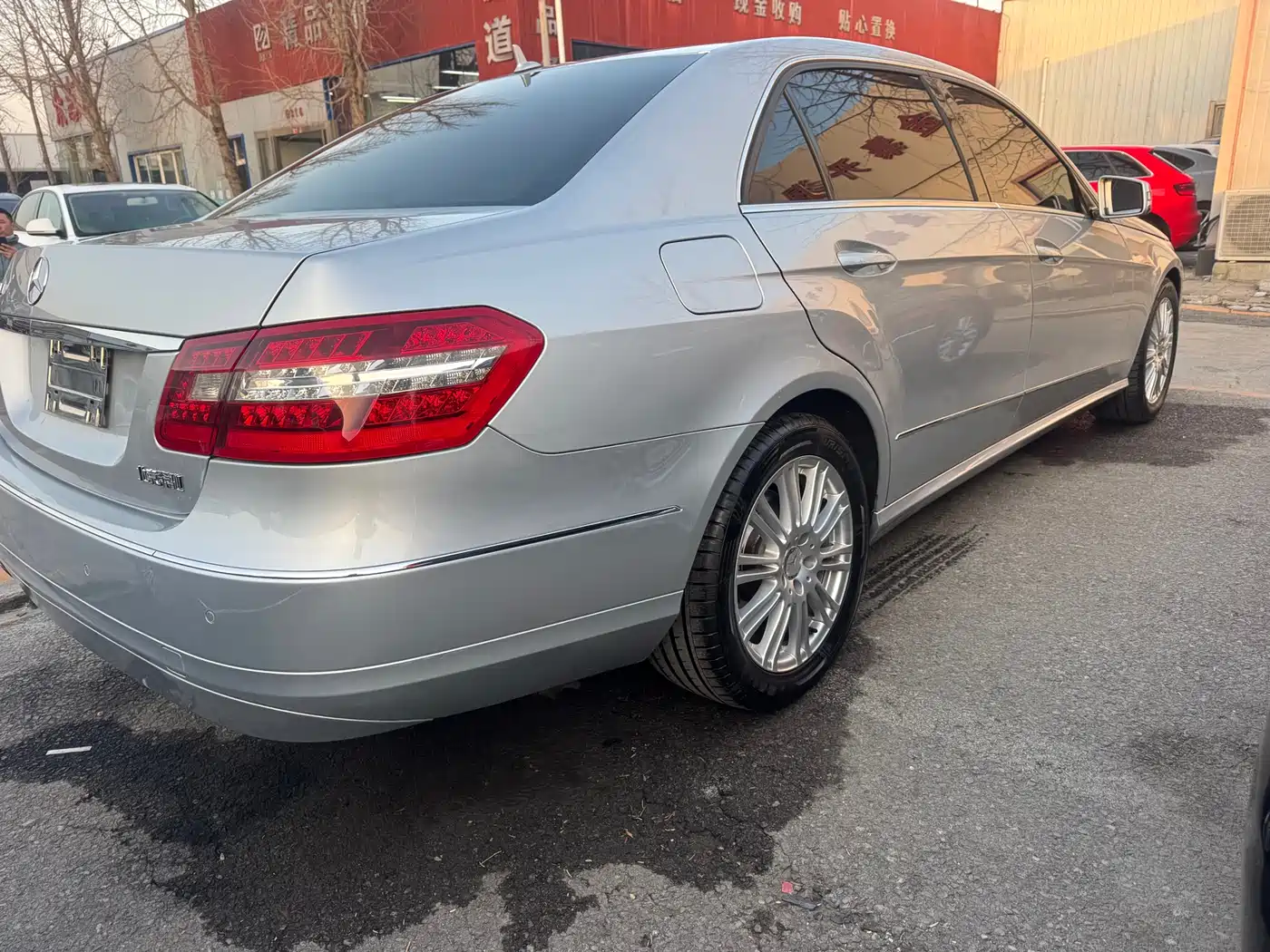 Mercedes-Benz E-Class 2013 Model E 260 L CGI Elegance фото 7