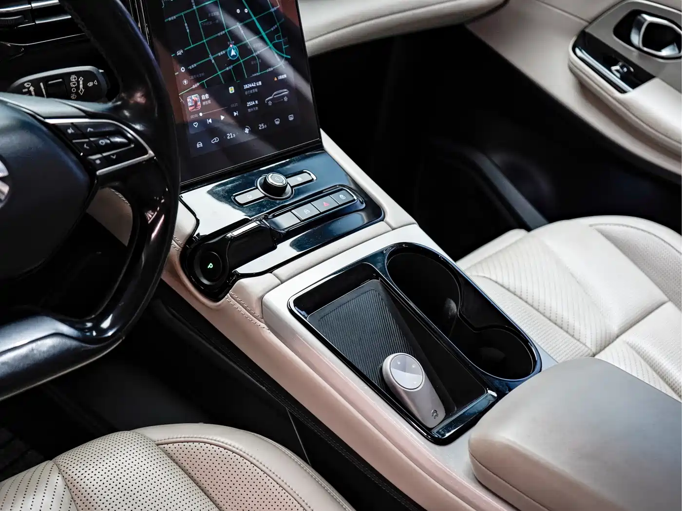 NIO ES8 2018 2018 Founder Edition