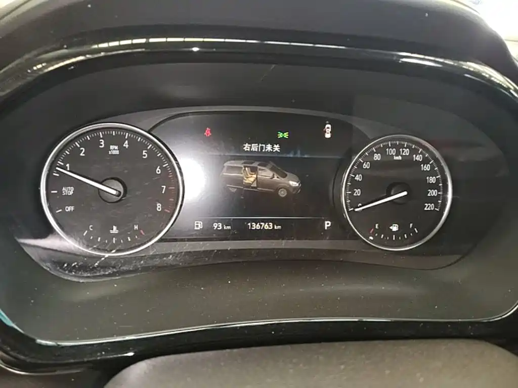 Фото 12 - Buick GL8