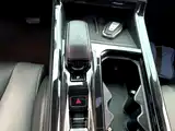 Photo 14 - Geely Atlas