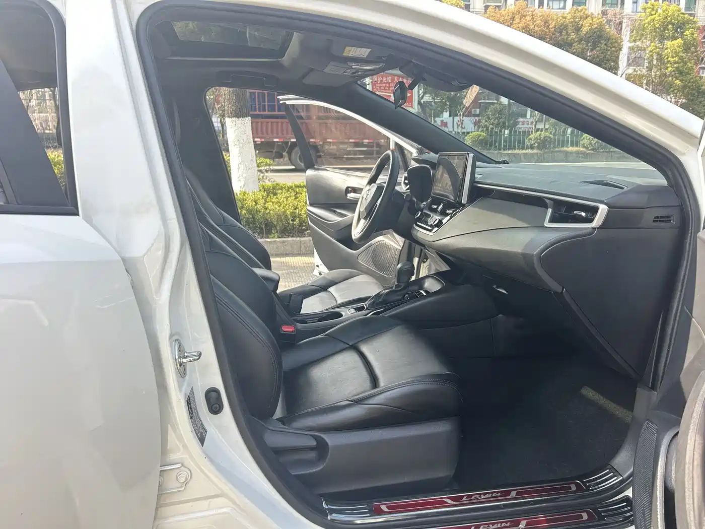Toyota Levin 2019 185T CVT Luxury Edition China V фото 6