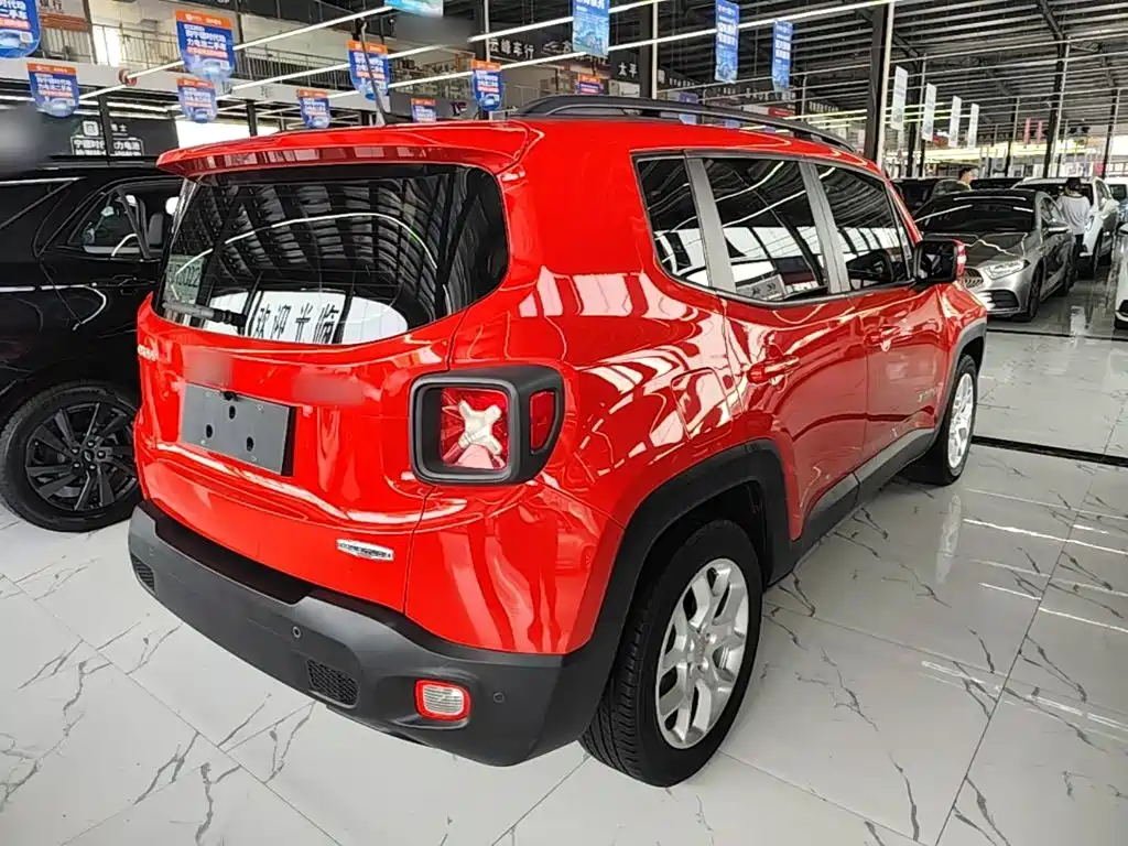 Jeep Renegade 2019 2018 Connected Large Screen Edition 180T Automatic High Energy