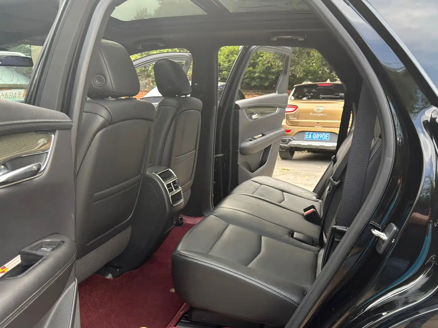 Фото 11 - Cadillac XT5