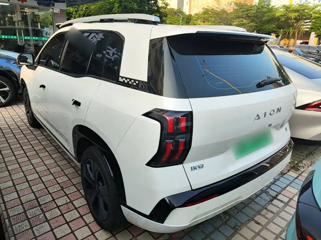 2025 Aion V