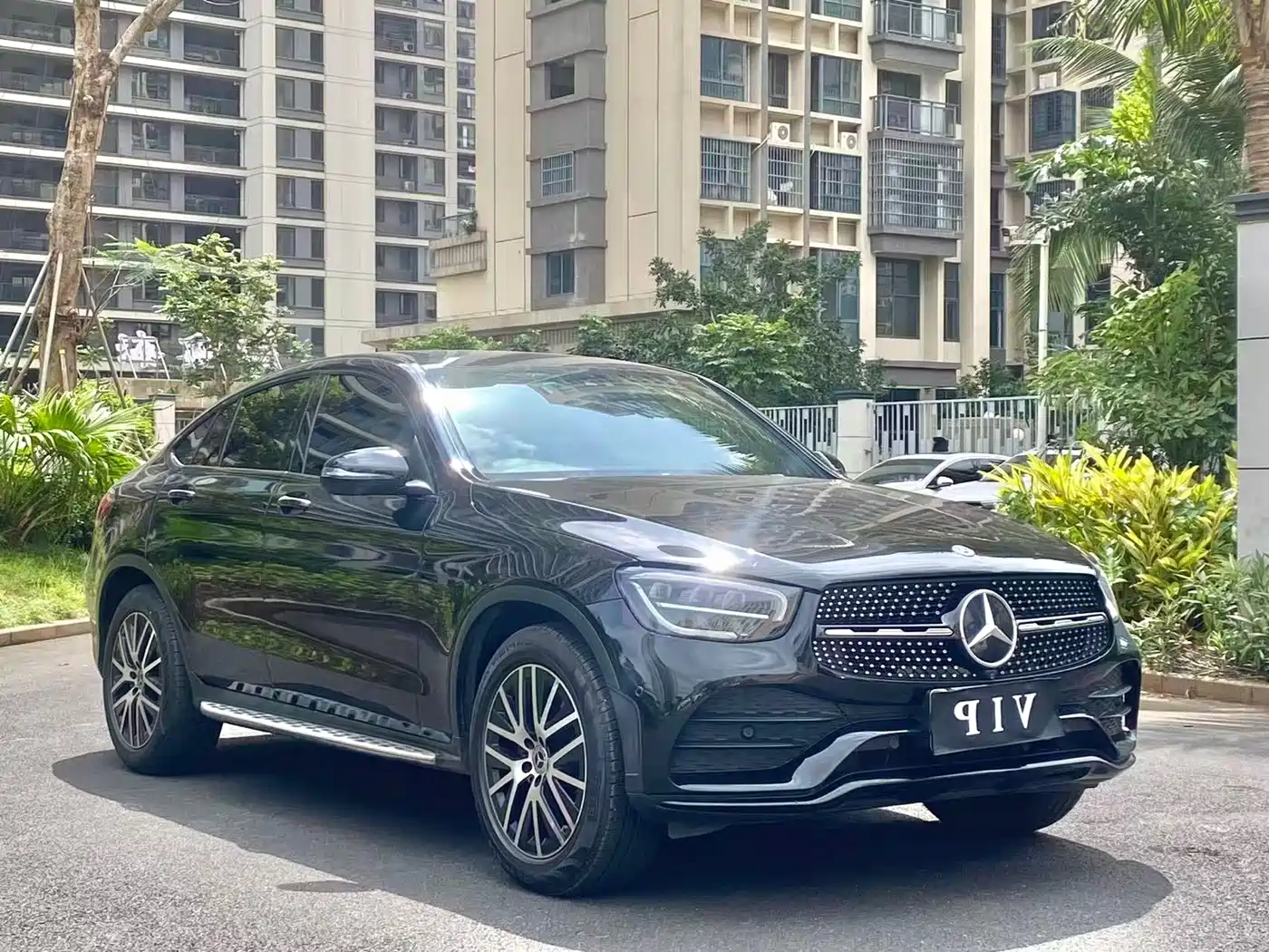 Mercedes-Benz GLC Coupe 2021 GLC 300 4MATIC Coupe SUV фото 3