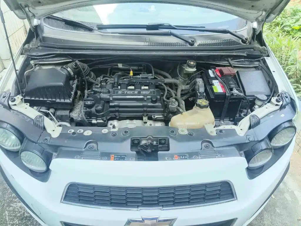 Chevrolet Aveo 2012 2011 Sedan 1.4L MT SL