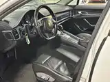 Photo 7 - Porsche Panamera