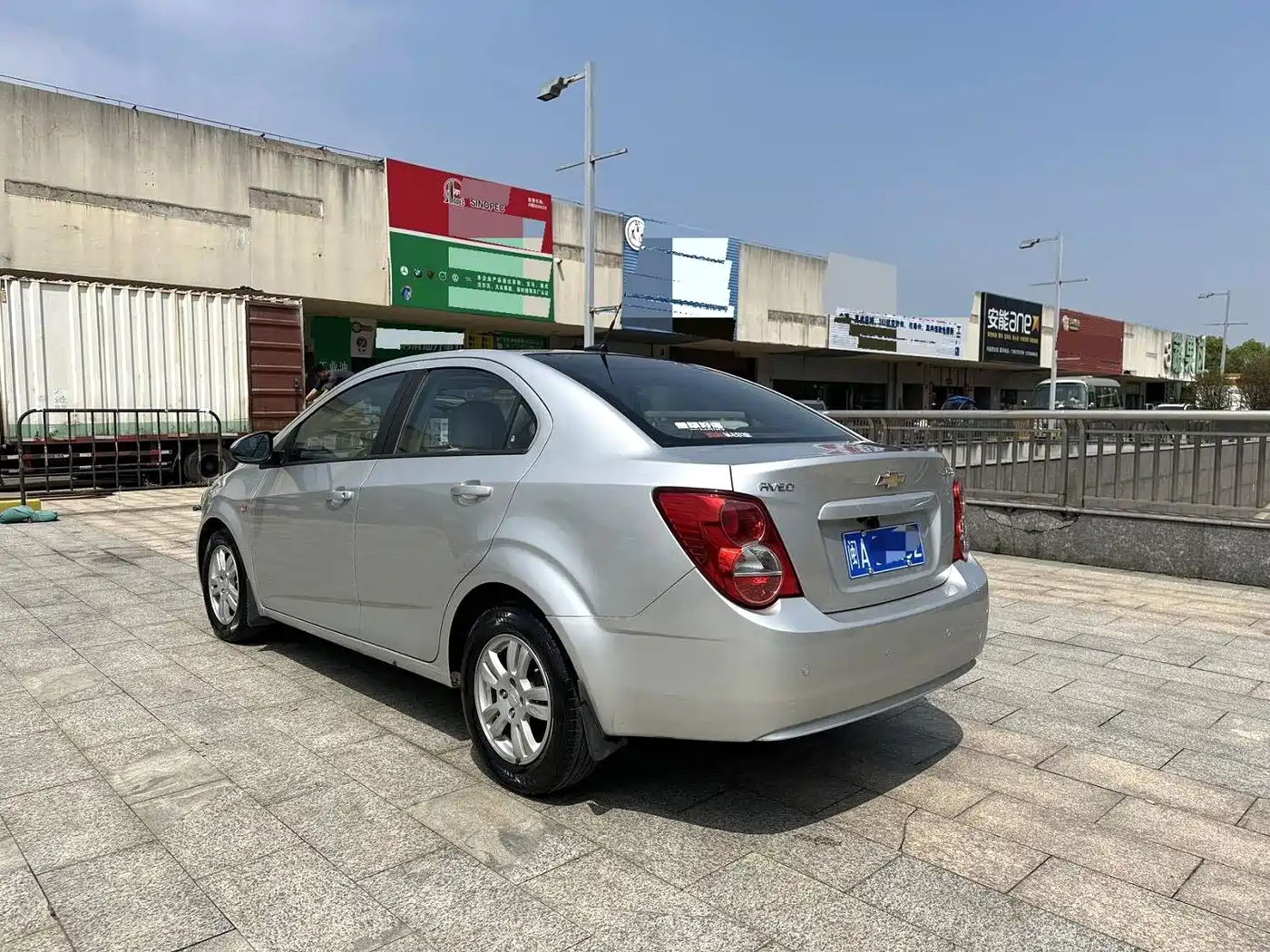 Chevrolet Aveo 2011 Sedan 1.4L AT SE фото 6