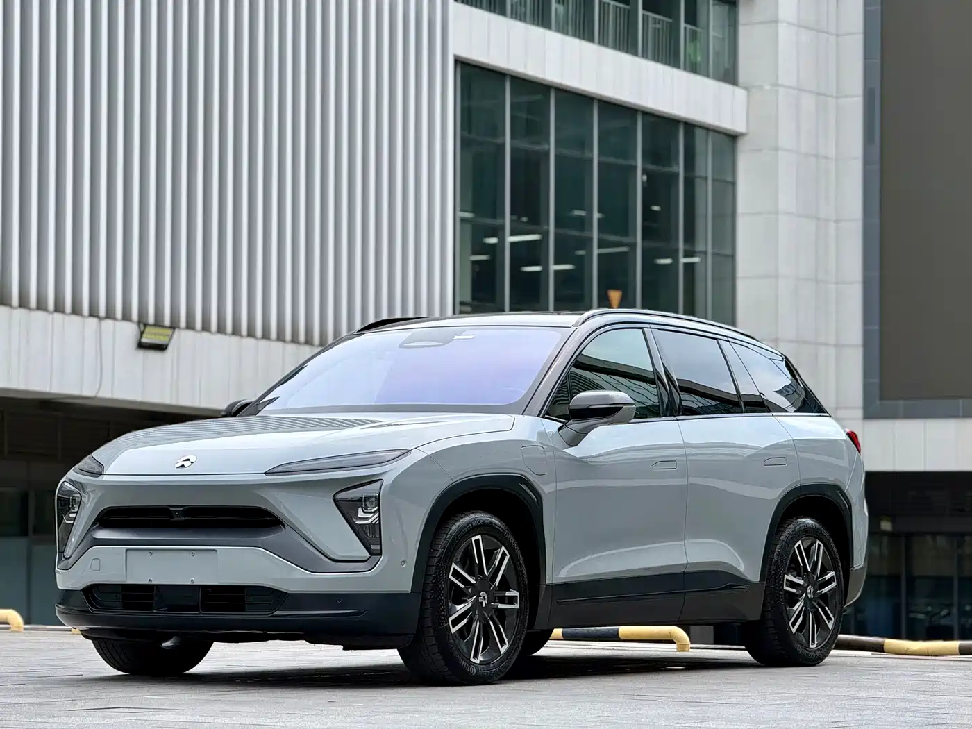 NIO ES6 2020