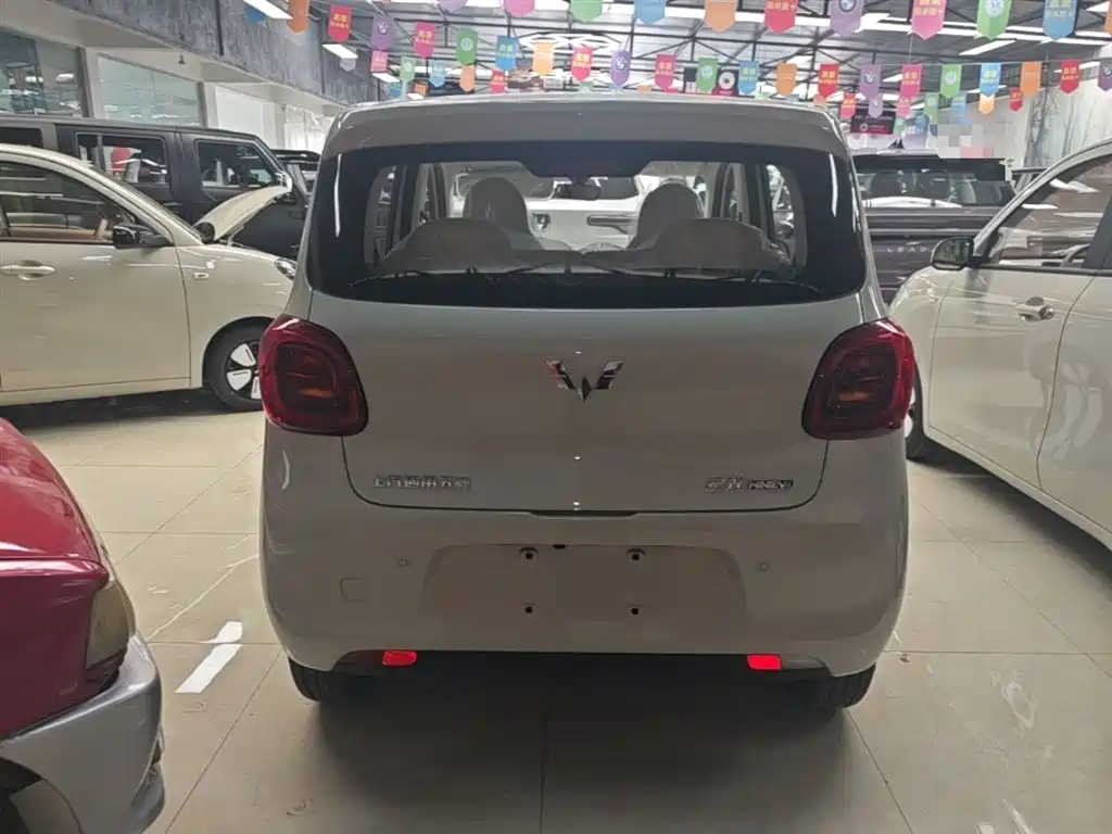 Фото 6 - Wuling Motors Hongguang MINIEV