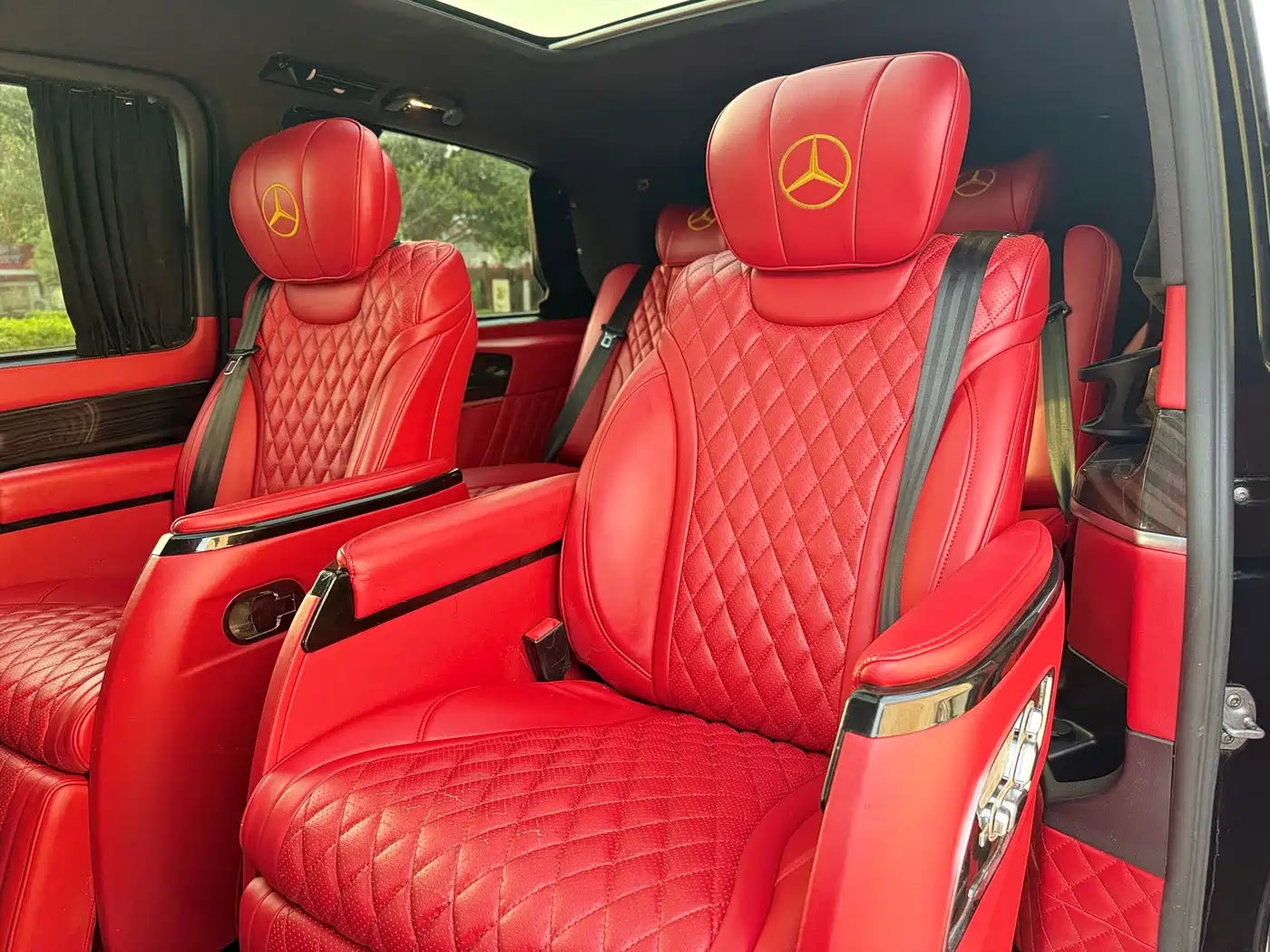 Mercedes-Benz V-Class 2018 V 260 AMG Sport Edition China VI фото 10