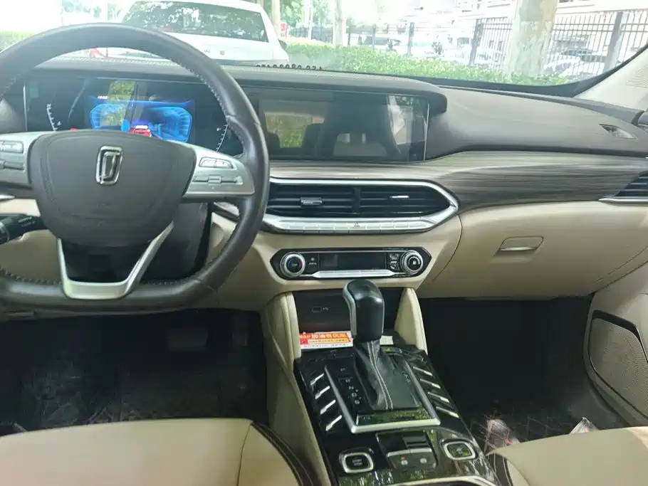 Besturn Bestune T77 2019 2019 230 TID Auto Luxury China VI