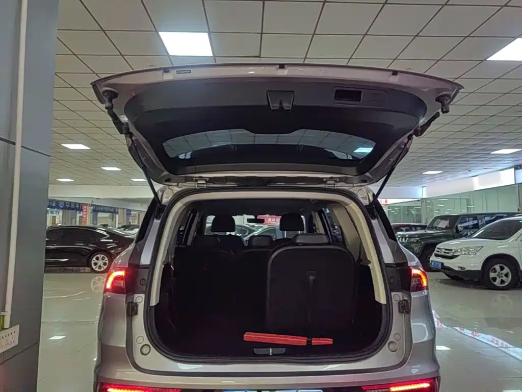 Geely Okavango 2021 2020 1.8TD Automatic Comfort 7-Seater