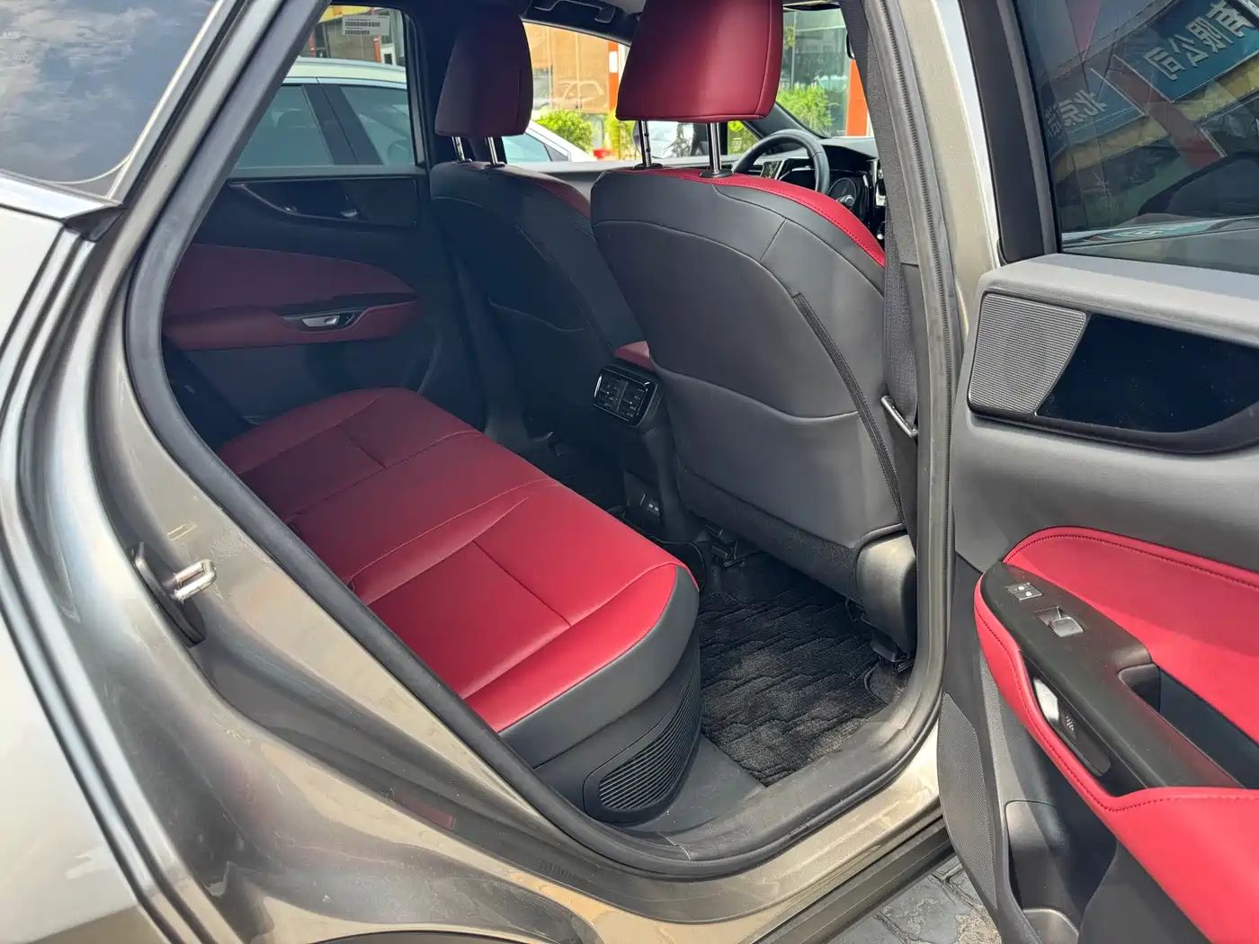 Lexus NX 2024 2024 350h FWD Joy Creation Edition