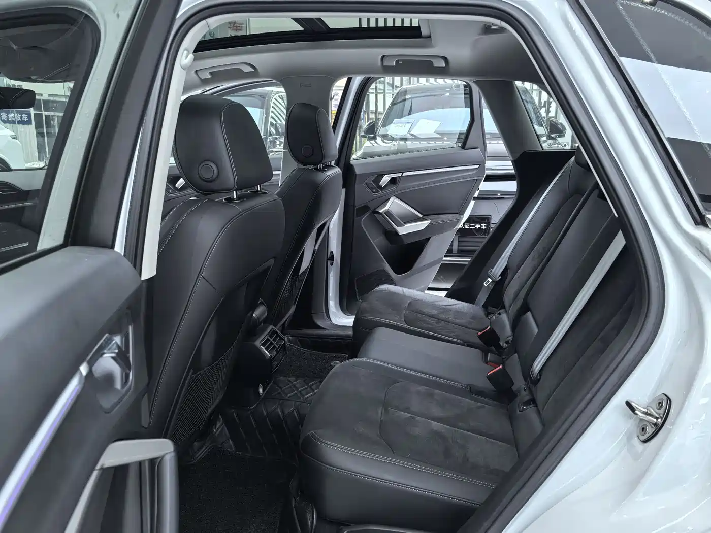 Audi Q3 2022 40 TFSI Fashion Dynamic фото 11