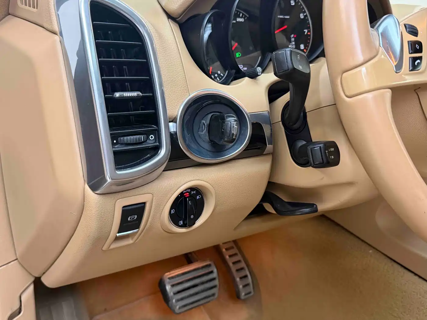Porsche Cayenne 2011 Cayenne 3.0T фото 5