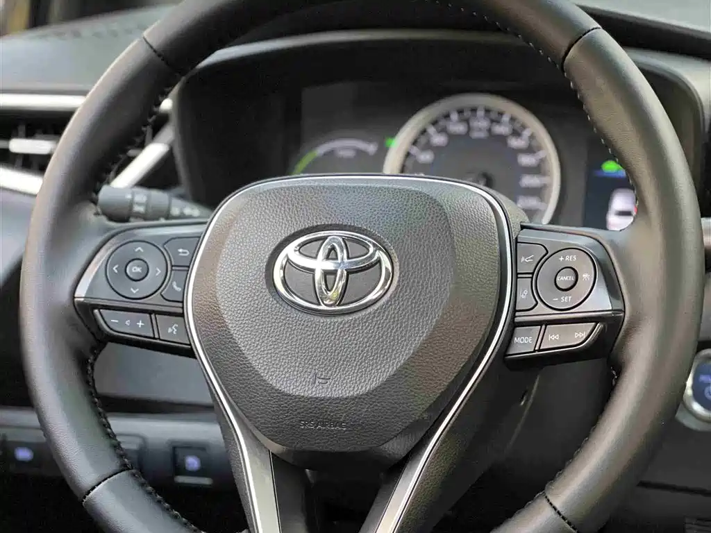 Toyota Levin 2021 Dual Engine 1.8H E-CVT Luxury Edition фото 13