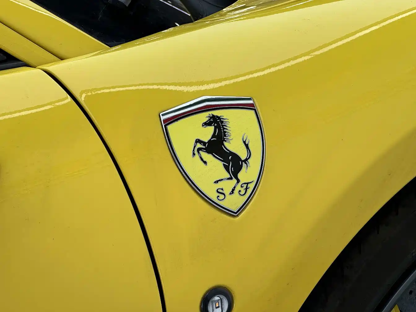 Ferrari F8 2021 2019 Tributo 3.9T V8