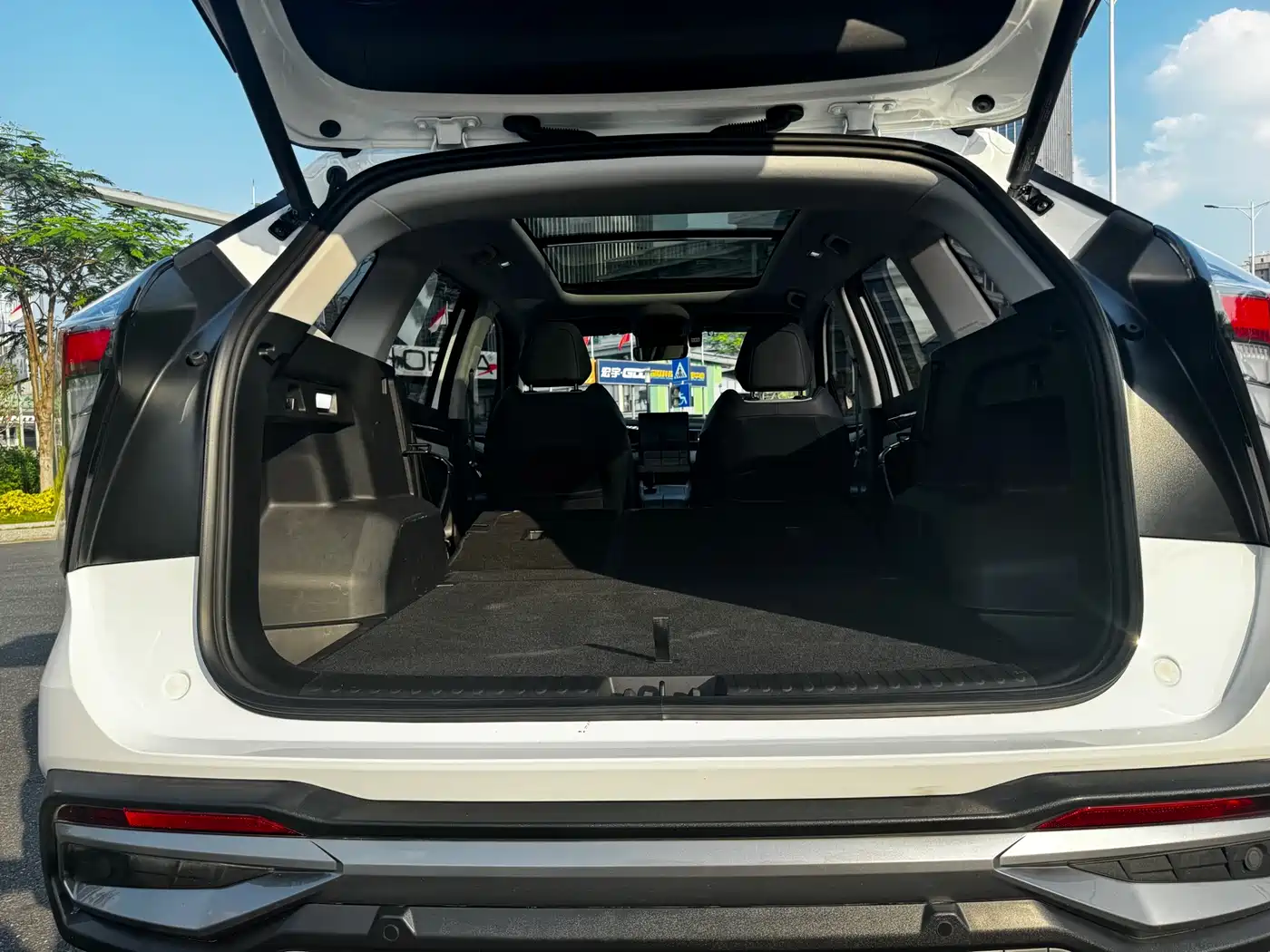 GEELY BOYUE L
