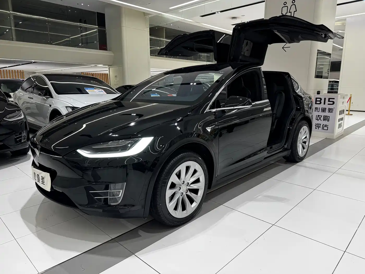 Tesla Model X 2019 — пригон из Китая