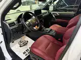Photo 4 - Lexus GX